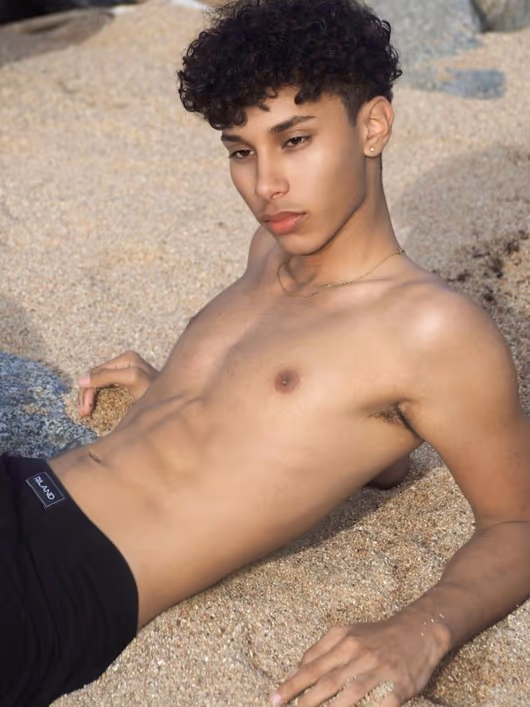 Diego, male escort in Dubai Marina